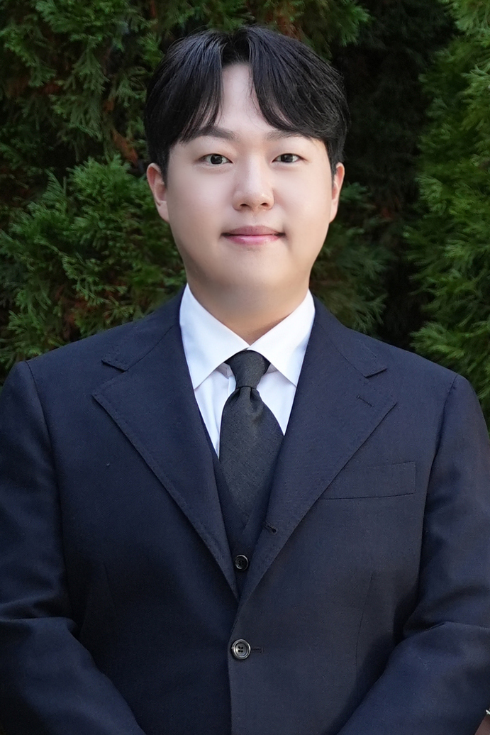 Unhyeon Kang